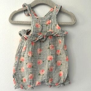 Angel dear floral romper gauze bubble size 3-6 months